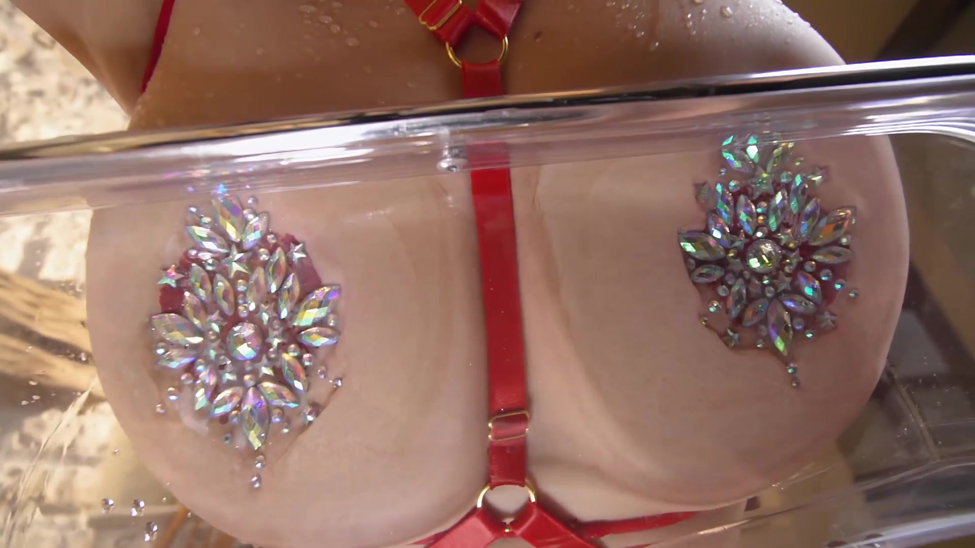 冴島なな 肉感接写の画像